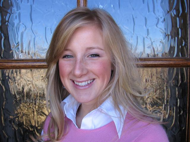 IMG_0108.JPG - Shannon on the front porch.