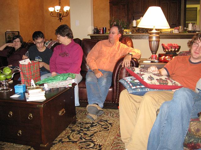 IMG_0140.JPG - The Lewis' on the couch and Anthony in the chair.