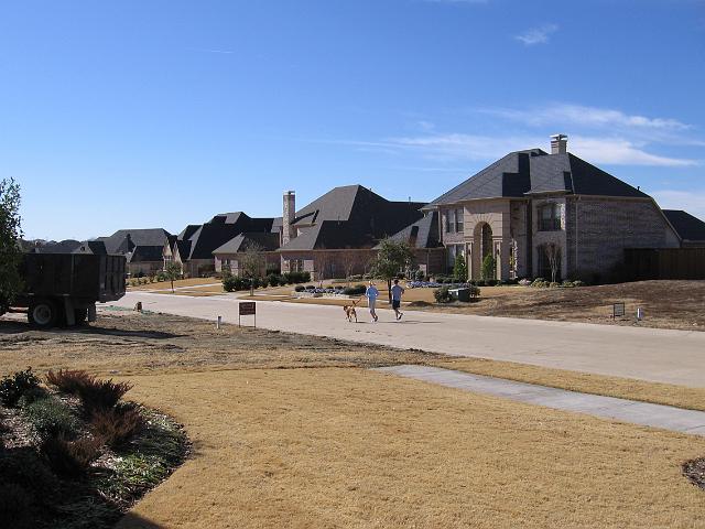 IMG_0150.JPG - Shannon, Dad, and Jack go for a nice jog.