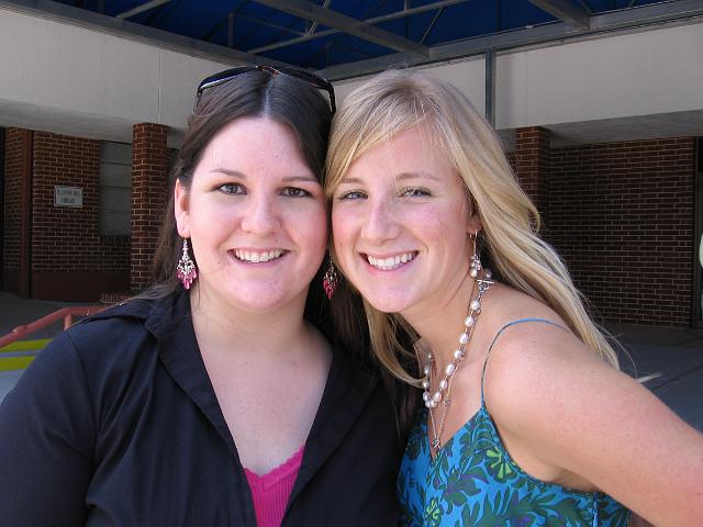 IMG_0366.JPG - Jennifer and Shannon