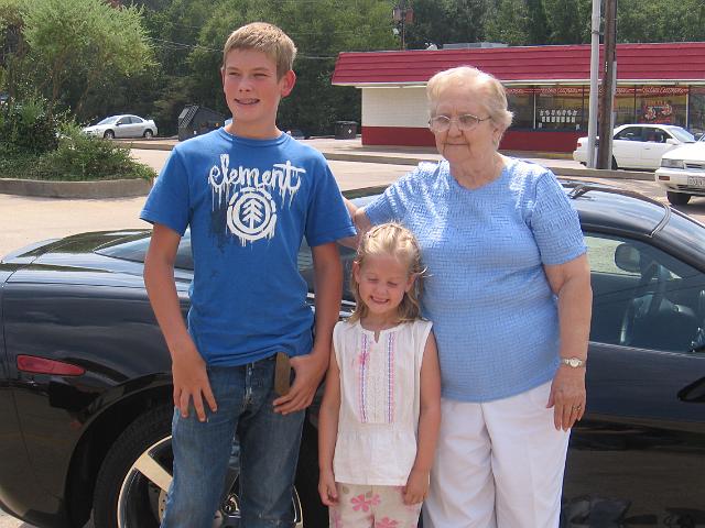 IMG_1051.JPG - The young generation:  Dalton, Abby, and Mimi